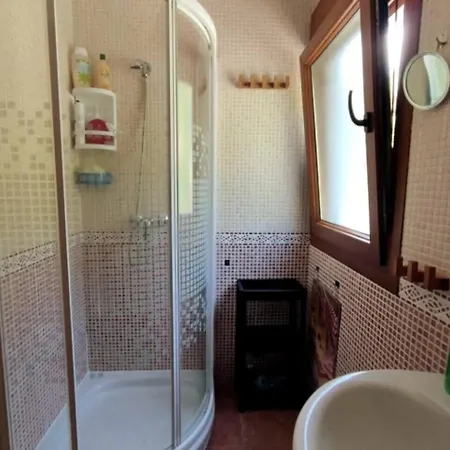 La Casina Azul Confortllanes Apartmán